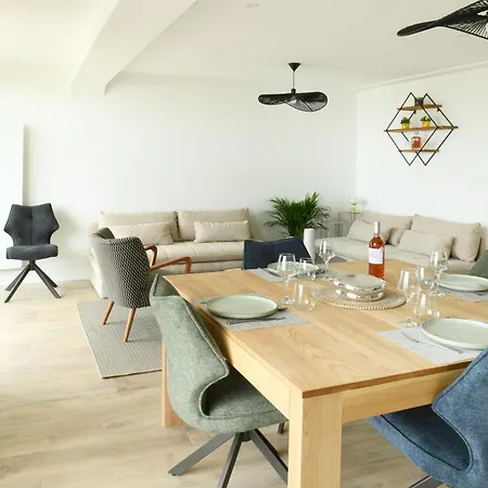 Apartment T3 Renove De 70m2 Magnifique Vue *