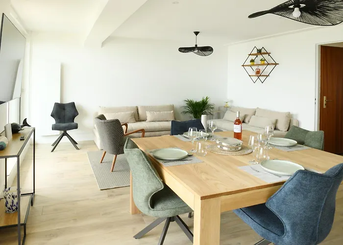 Apartment T3 Renove De 70m2 Magnifique Vue *